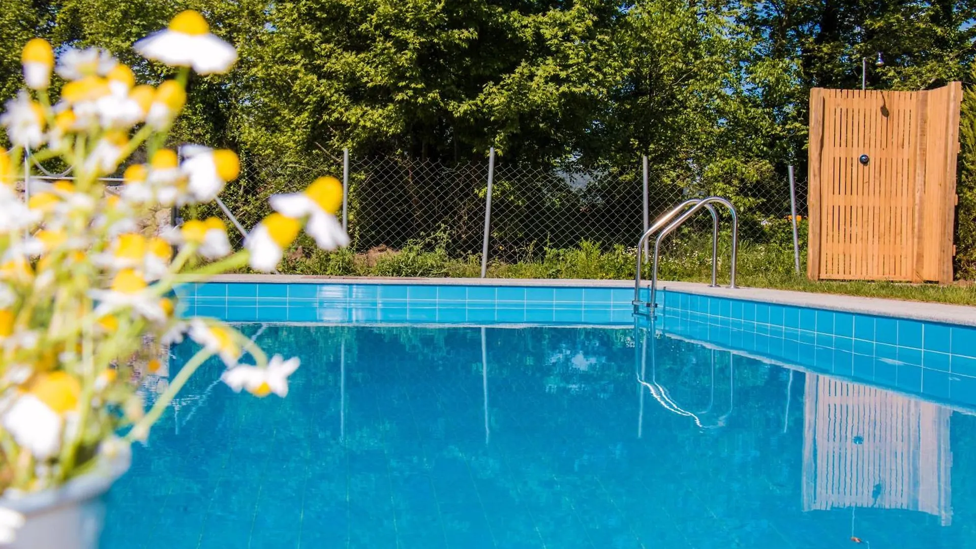Aristotelia Gi Ikies - Olympiada Poolside Retreats 그리스